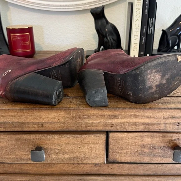 Bed Stu Cobbler Series Onset Burgundy Peep-Toe Ankle Boots - Picture 6 of 9